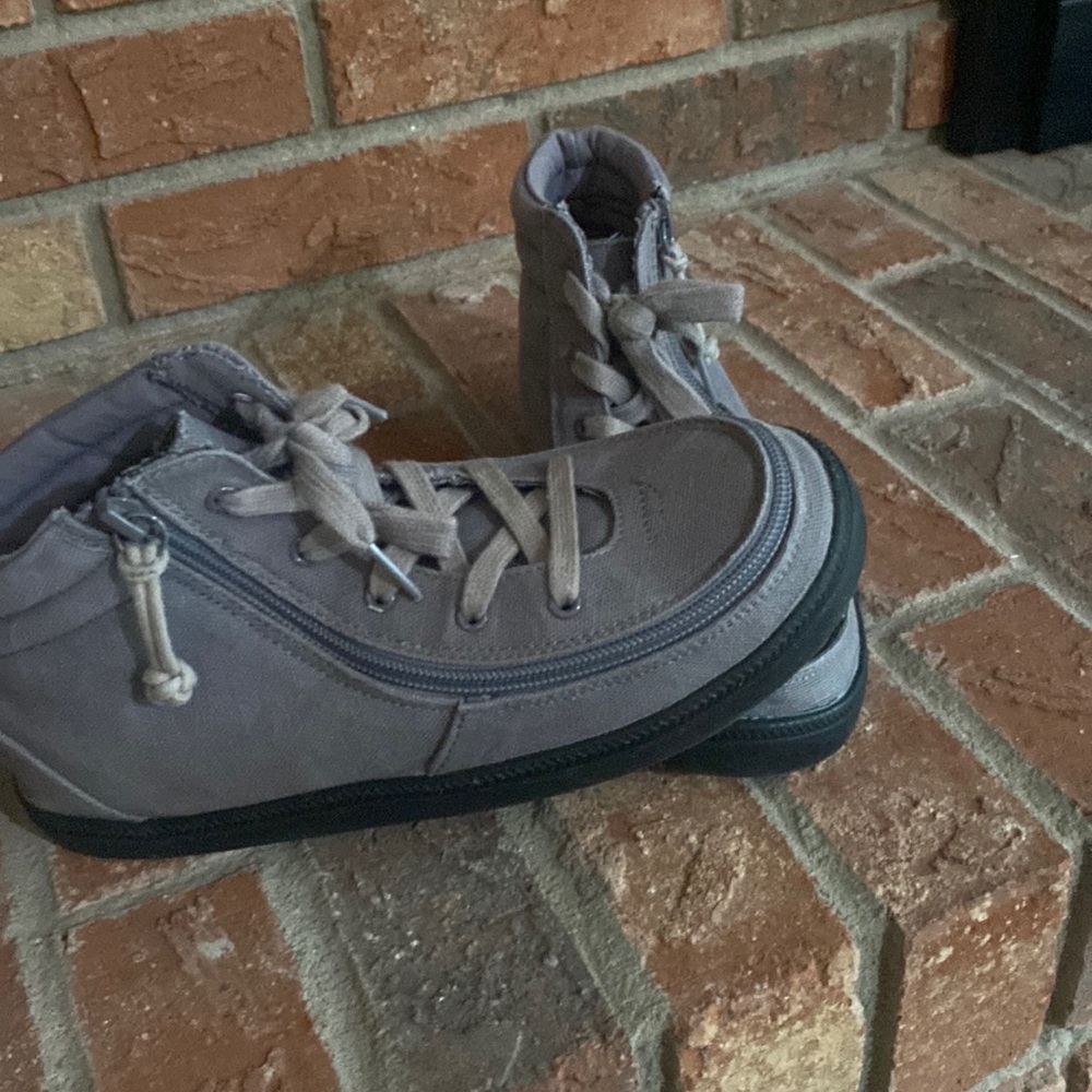 Billy Shoes Youth Size 5